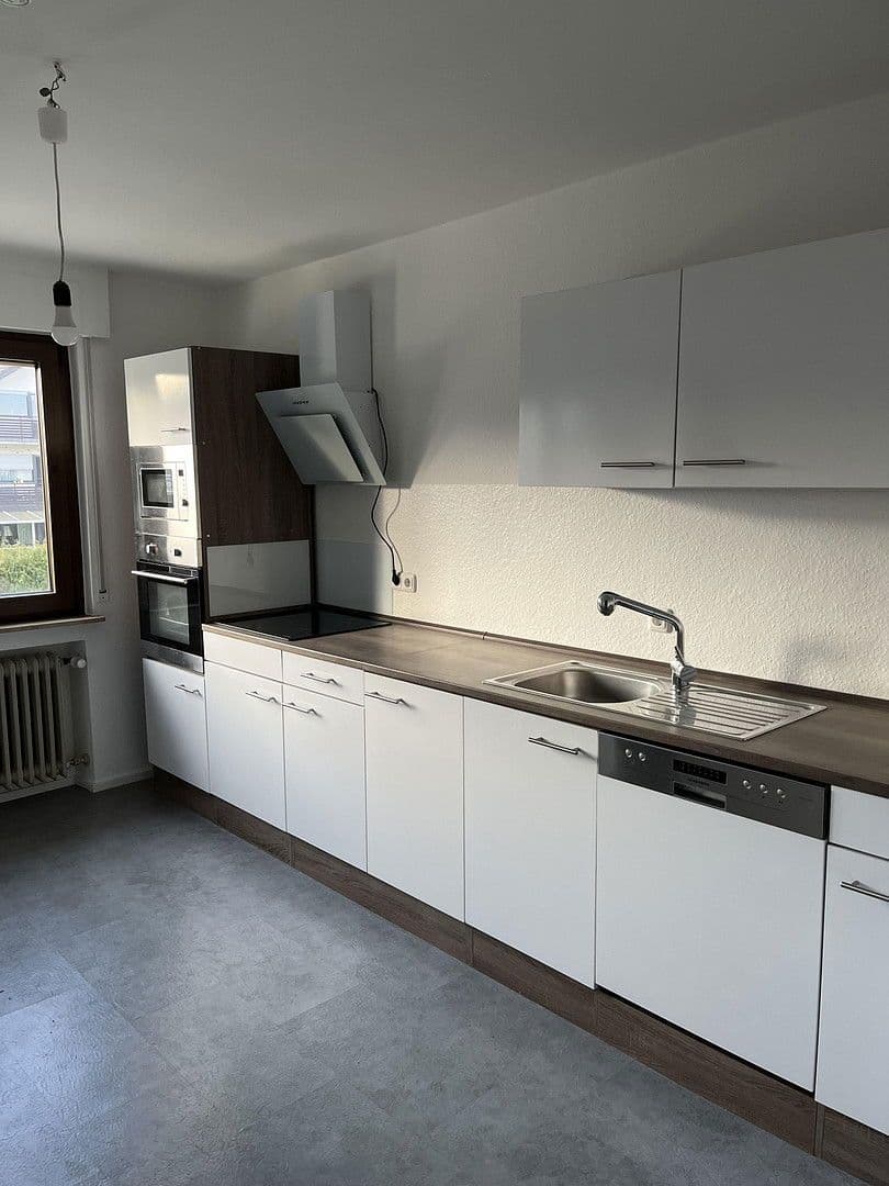 1 bedroom with open-plan kitchen flat to rent, 78 m², Mainhausen, Hesse 1 bedroom with open-plan kitchen flat to rent, 78 m², Mainhausen, Hesse