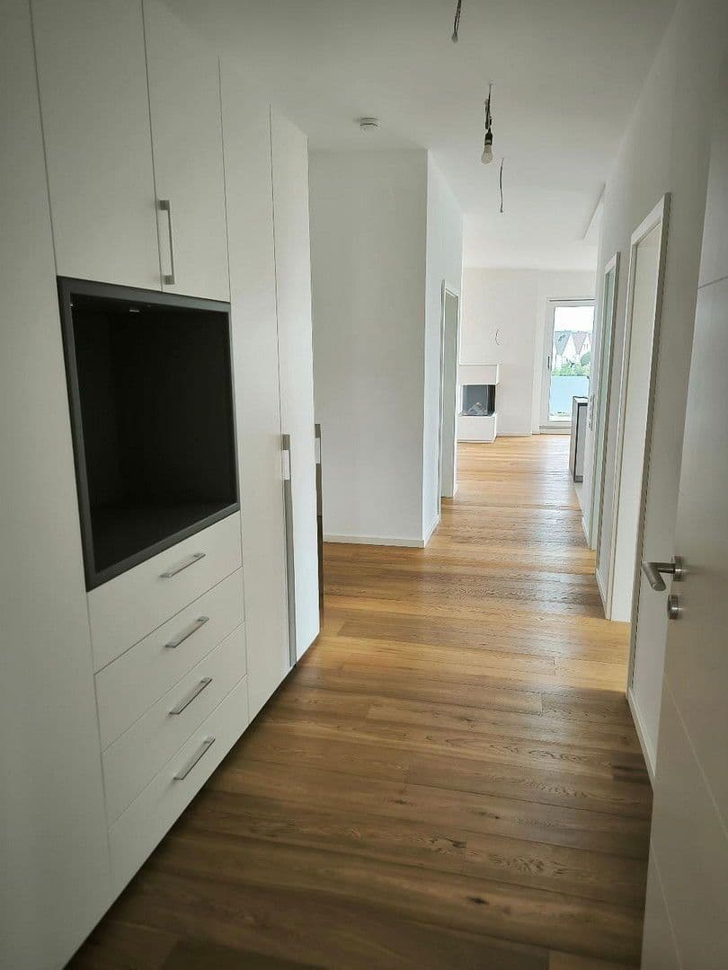 2 bedroom with open-plan kitchen flat for sale, 119 m², Seligenstadt, Hesse 2 bedroom with open-plan kitchen flat for sale, 119 m², Seligenstadt, Hesse