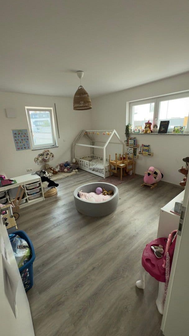 2 bedroom with open-plan kitchen flat to rent, 117 m², Schrobenhausener Str. 32, Ingolstadt, Bavaria 2 bedroom with open-plan kitchen flat to rent, 117 m², Schrobenhausener Str. 32, Ingolstadt, Bavaria