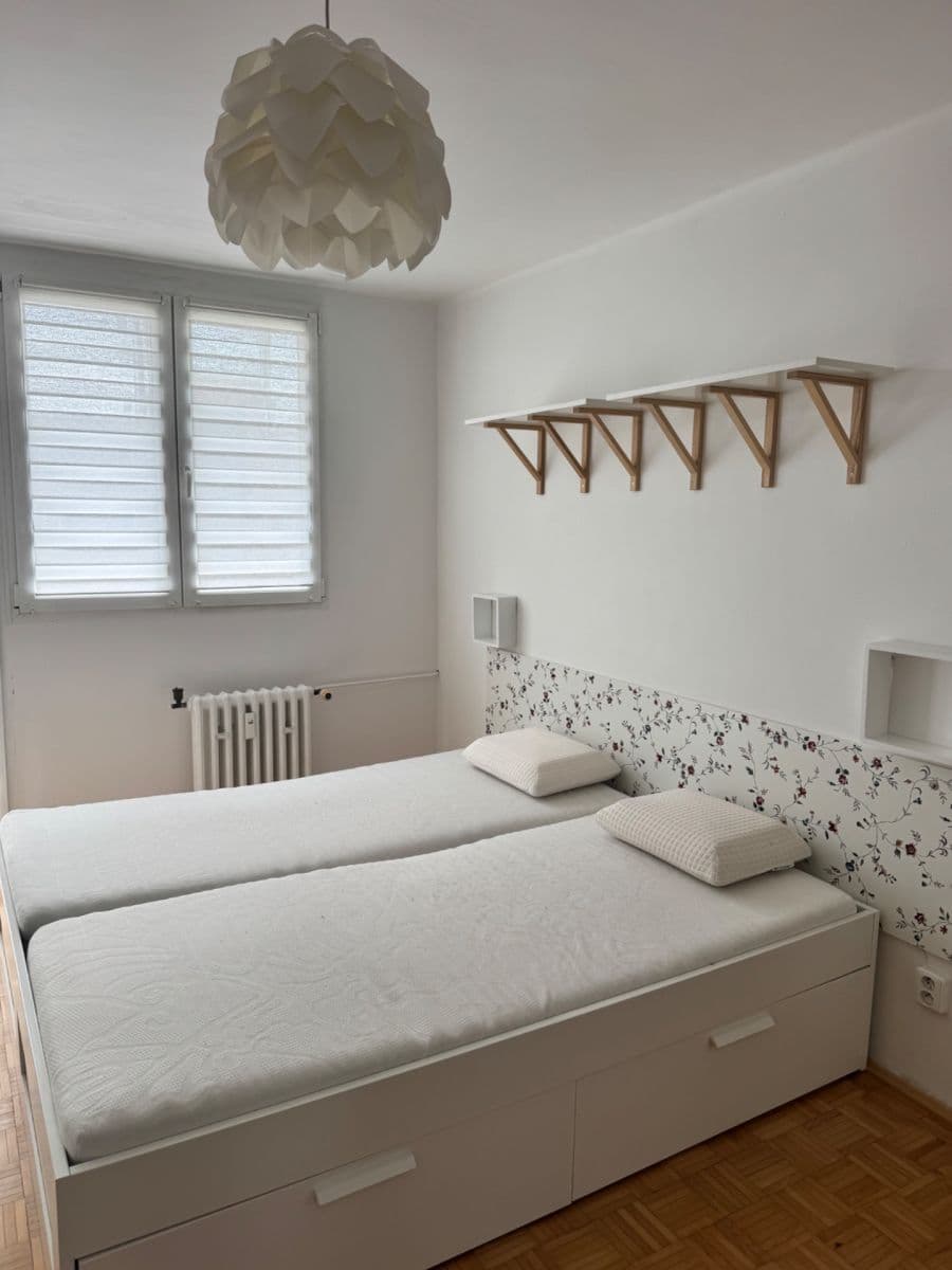 2 bedroom with open-plan kitchen flat to rent, 72 m², Jičínská, Mladá Boleslav, Středočeský Region 2 bedroom with open-plan kitchen flat to rent, 72 m², Jičínská, Mladá Boleslav, Středočeský Region