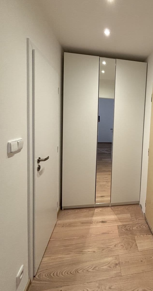 1 bedroom flat to rent, 34 m², Taškentská, Prague, Prague 1 bedroom flat to rent, 34 m², Taškentská, Prague, Prague