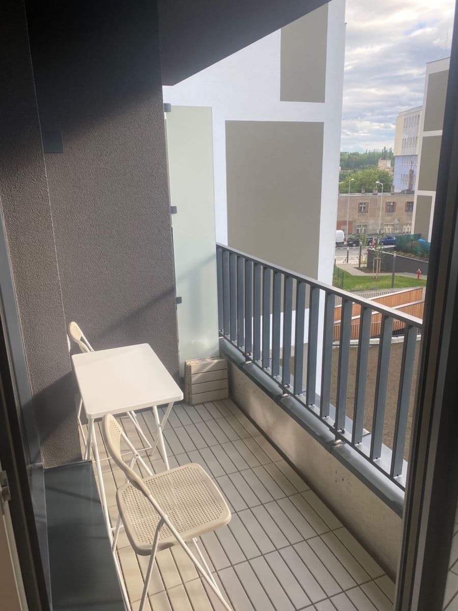 Studio flat to rent, 39 m², Olgy Havlové, Prague, Prague Studio flat to rent, 39 m², Olgy Havlové, Prague, Prague