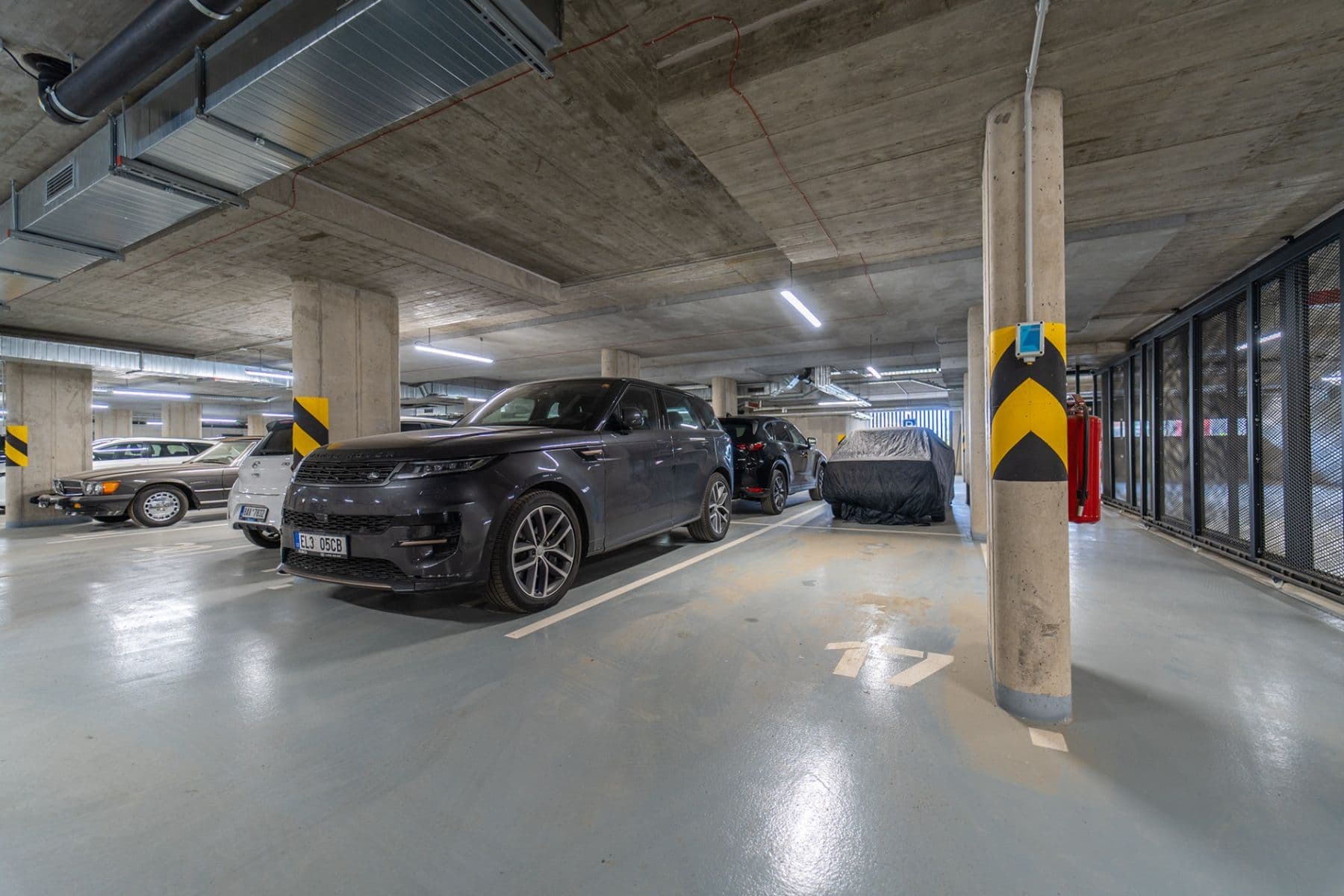 1 bedroom with open-plan kitchen flat to rent, 59 m², U Komína, Prague, Prague 1 bedroom with open-plan kitchen flat to rent, 59 m², U Komína, Prague, Prague