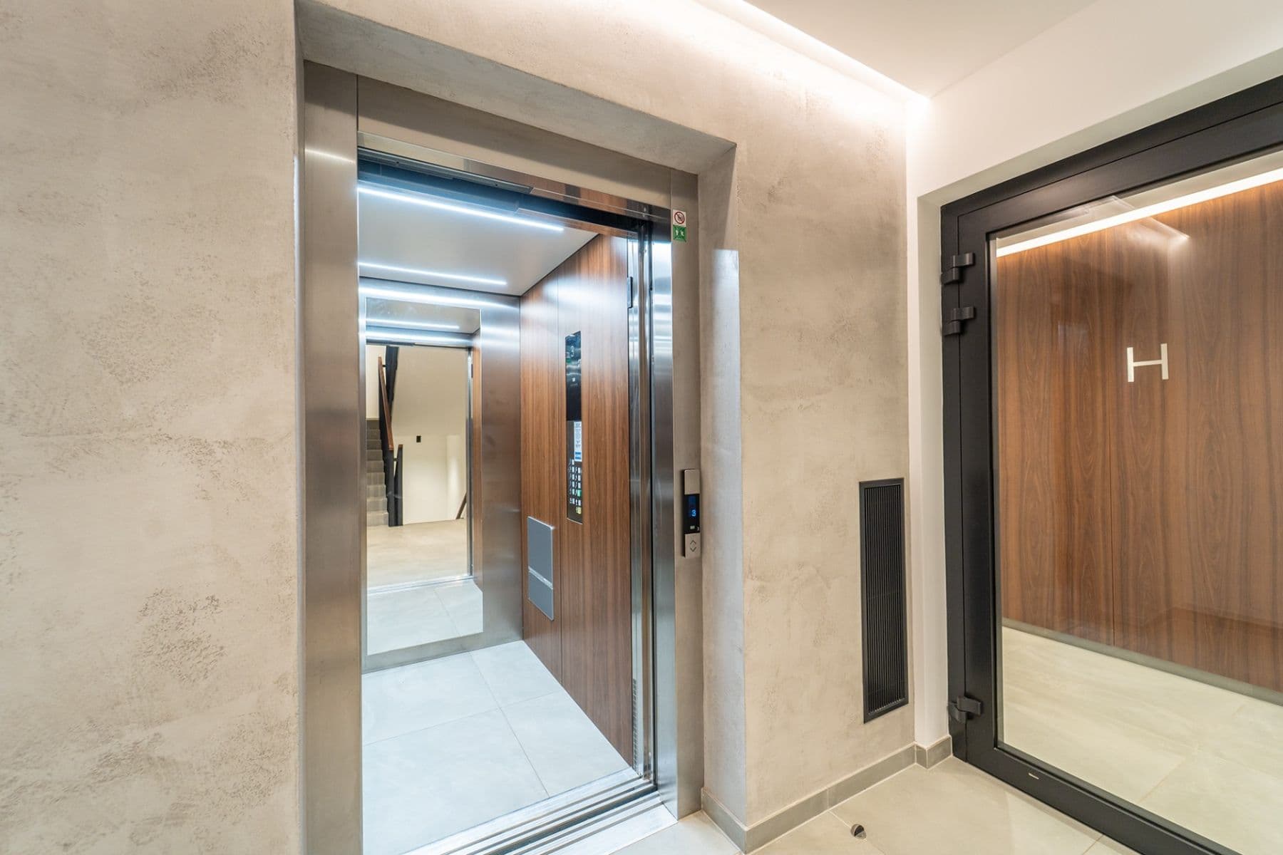 1 bedroom with open-plan kitchen flat to rent, 59 m², U Komína, Prague, Prague 1 bedroom with open-plan kitchen flat to rent, 59 m², U Komína, Prague, Prague