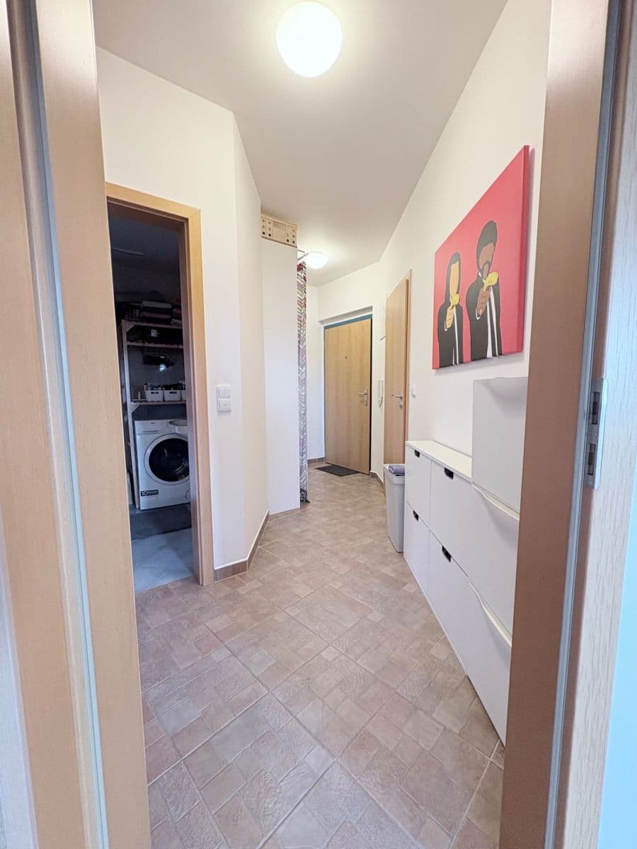 1 bedroom with open-plan kitchen flat to rent, 61 m², Komořanská, Prague, Prague 1 bedroom with open-plan kitchen flat to rent, 61 m², Komořanská, Prague, Prague