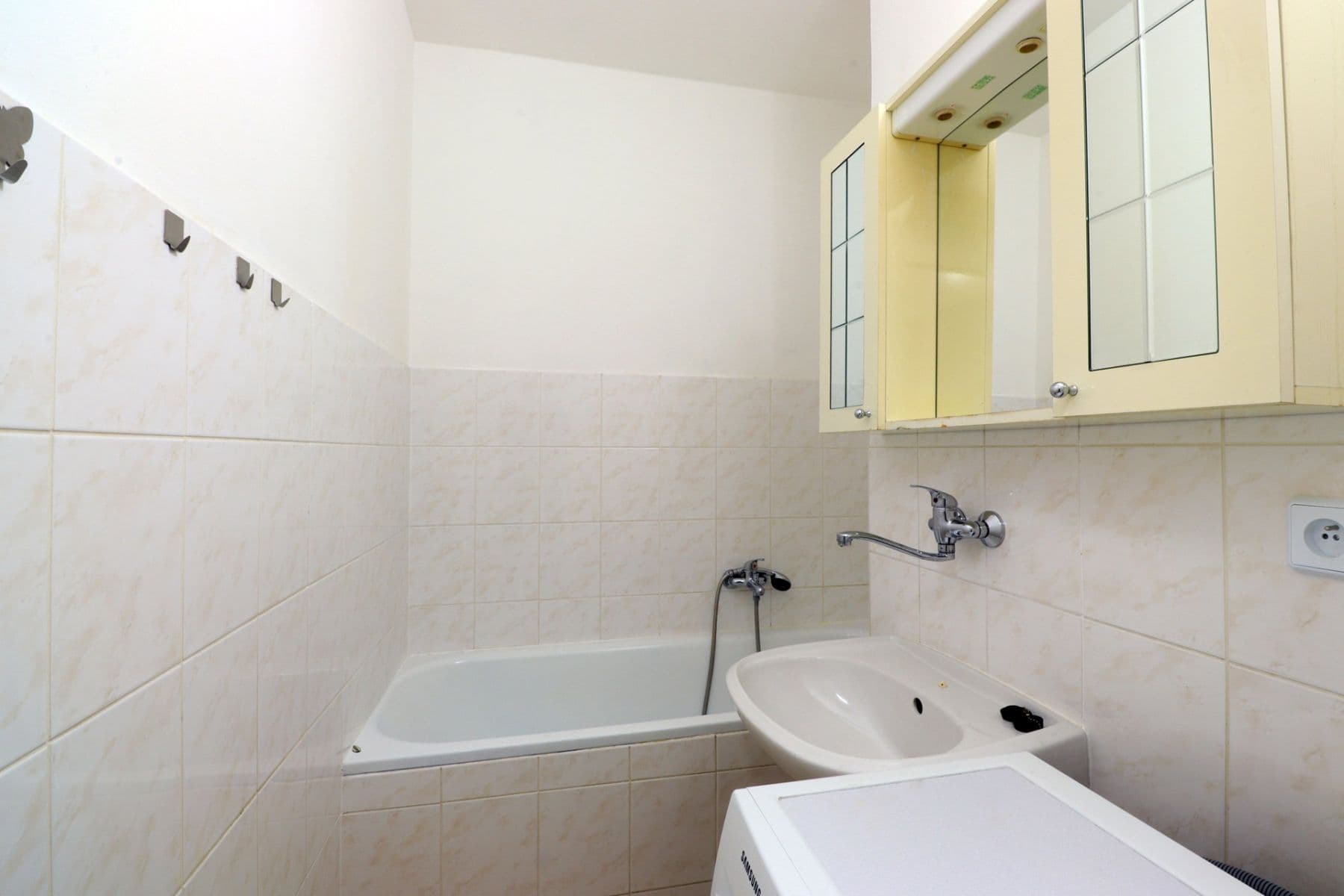 2 bedroom flat to rent, 62 m², Armádní, Milovice, Středočeský Region 2 bedroom flat to rent, 62 m², Armádní, Milovice, Středočeský Region