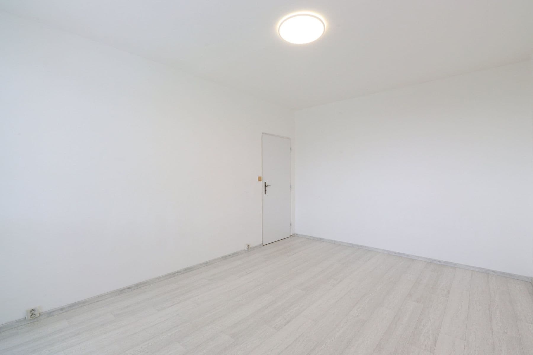 2 bedroom flat to rent, 62 m², Armádní, Milovice, Středočeský Region 2 bedroom flat to rent, 62 m², Armádní, Milovice, Středočeský Region