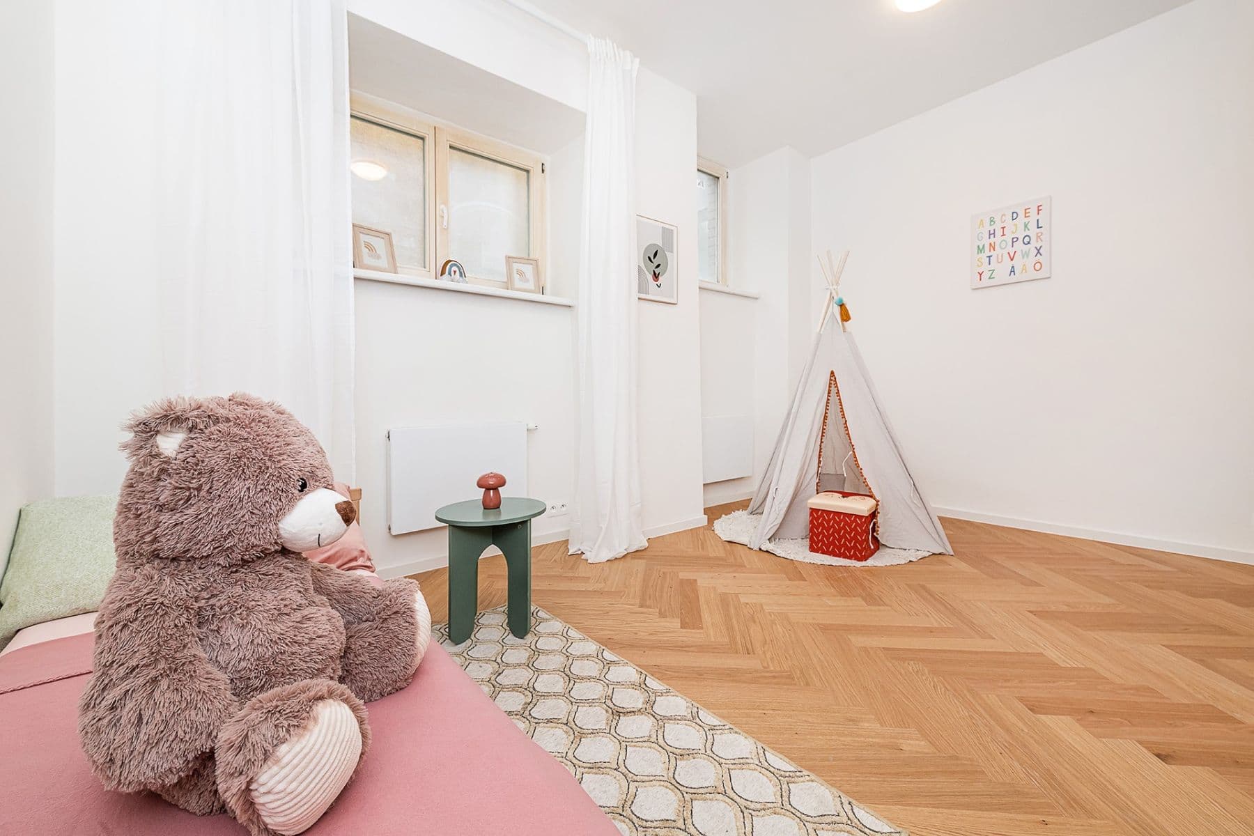 3 bedroom with open-plan kitchen flat for sale, 95 m², Na Maninách, Prague, Prague 3 bedroom with open-plan kitchen flat for sale, 95 m², Na Maninách, Prague, Prague