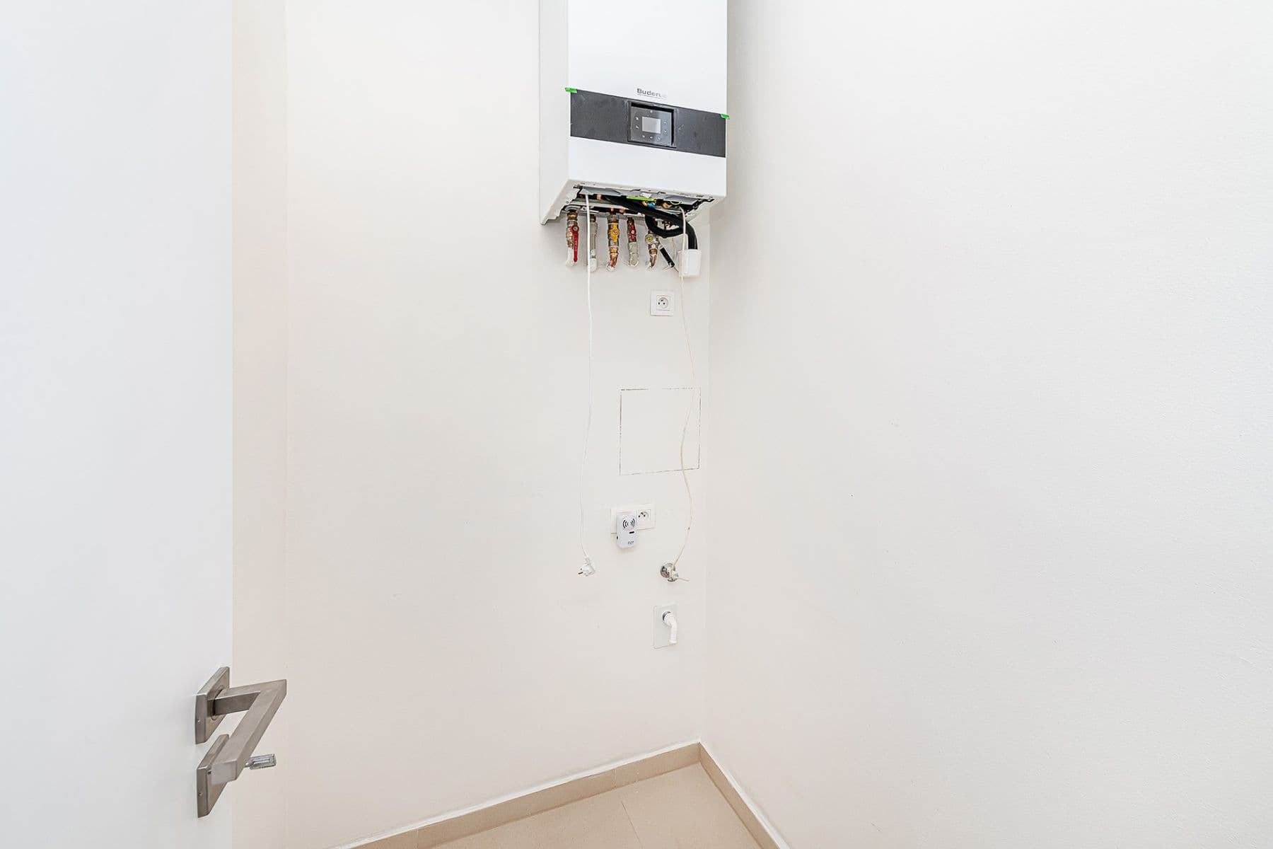 3 bedroom with open-plan kitchen flat for sale, 95 m², Na Maninách, Prague, Prague 3 bedroom with open-plan kitchen flat for sale, 95 m², Na Maninách, Prague, Prague