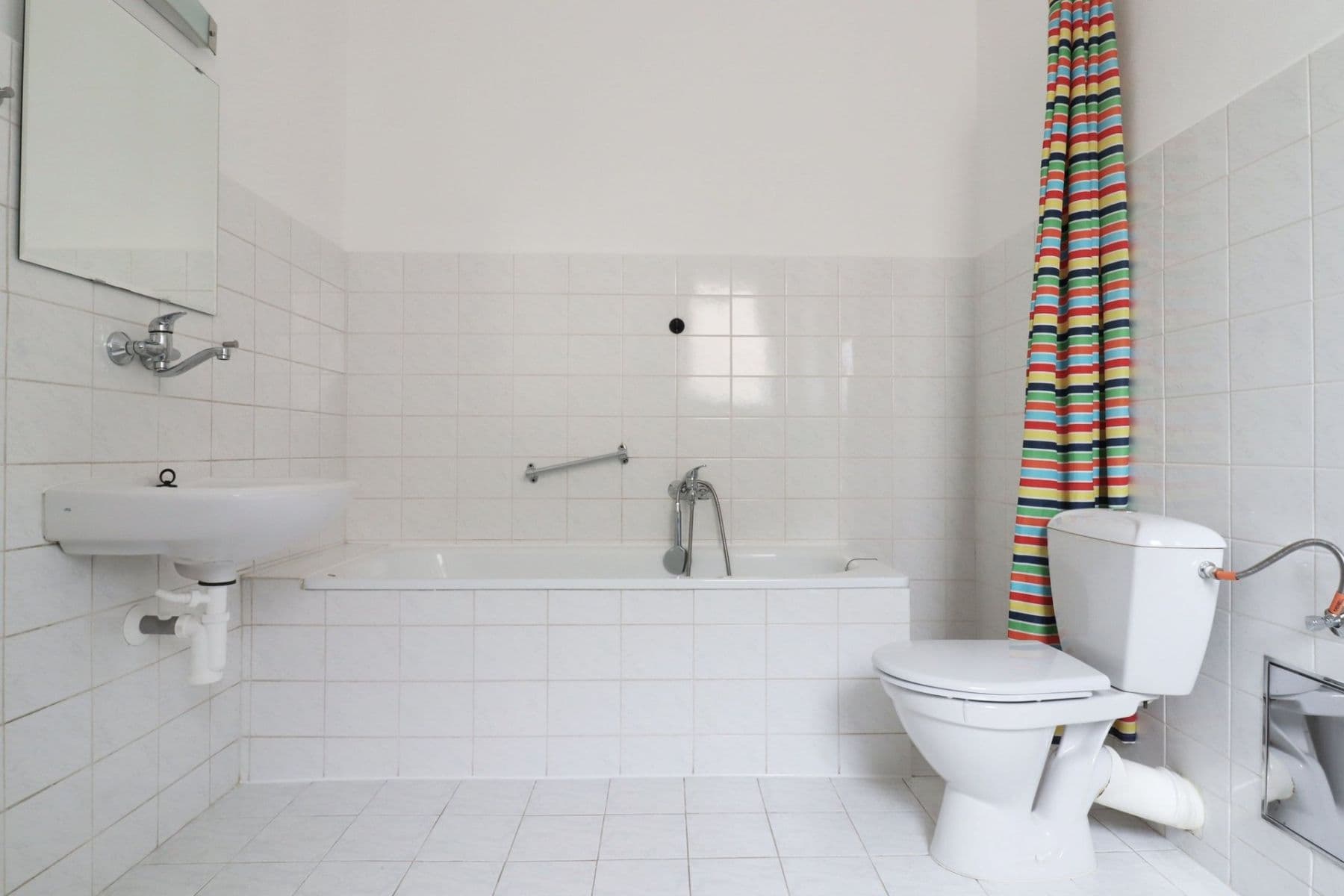 2 bedroom flat to rent, 70 m², U smaltovny, Prague, Prague 2 bedroom flat to rent, 70 m², U smaltovny, Prague, Prague