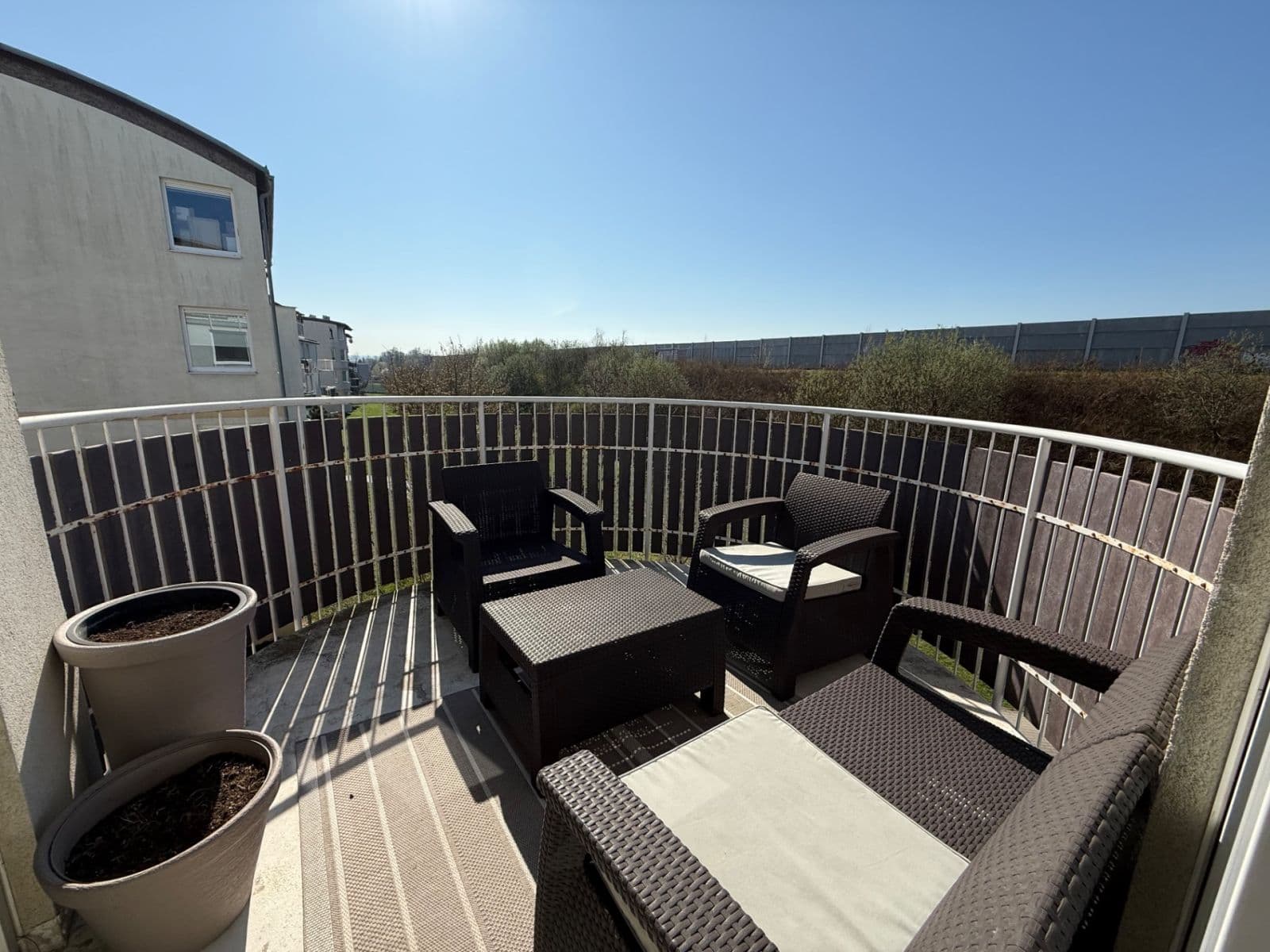 1 bedroom with open-plan kitchen flat to rent, 56 m², Pastevců, Prague, Prague 1 bedroom with open-plan kitchen flat to rent, 56 m², Pastevců, Prague, Prague