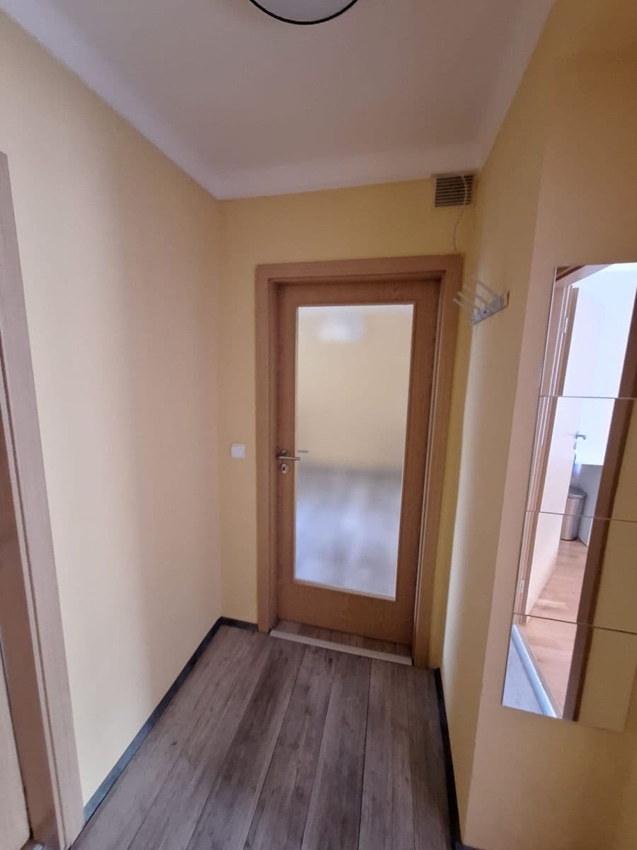 2 bedroom flat to rent, 51 m², Helsinská, Kladno, Středočeský Region 2 bedroom flat to rent, 51 m², Helsinská, Kladno, Středočeský Region