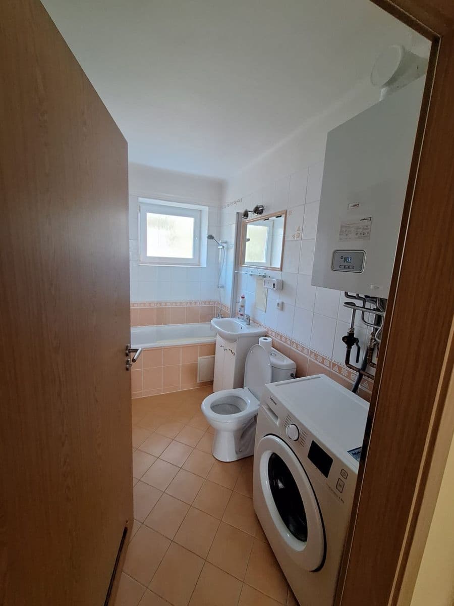 2 bedroom flat to rent, 51 m², Helsinská, Kladno, Středočeský Region 2 bedroom flat to rent, 51 m², Helsinská, Kladno, Středočeský Region