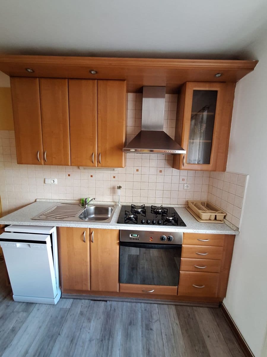 2 bedroom flat to rent, 51 m², Helsinská, Kladno, Středočeský Region 2 bedroom flat to rent, 51 m², Helsinská, Kladno, Středočeský Region