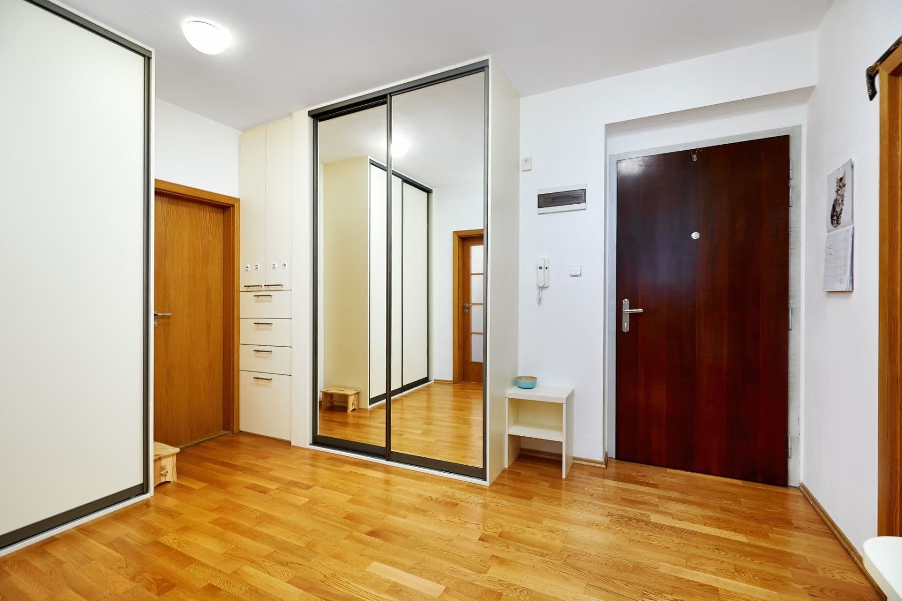 1 bedroom with open-plan kitchen flat to rent, 56 m², Závěrka, Prague, Prague 1 bedroom with open-plan kitchen flat to rent, 56 m², Závěrka, Prague, Prague