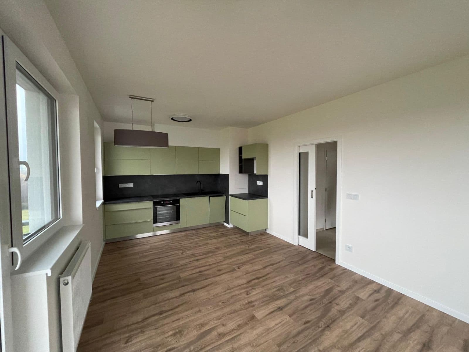 2 bedroom with open-plan kitchen flat to rent, 63 m², Miloše Havla, Prague, Prague 2 bedroom with open-plan kitchen flat to rent, 63 m², Miloše Havla, Prague, Prague