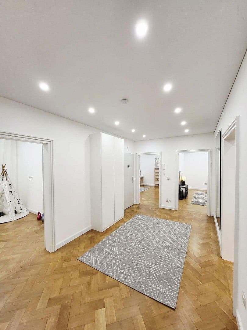 2 bedroom with open-plan kitchen flat for sale, 106 m², Mulheim an der Ruhr, North Rhine-Westphalia 2 bedroom with open-plan kitchen flat for sale, 106 m², Mulheim an der Ruhr, North Rhine-Westphalia