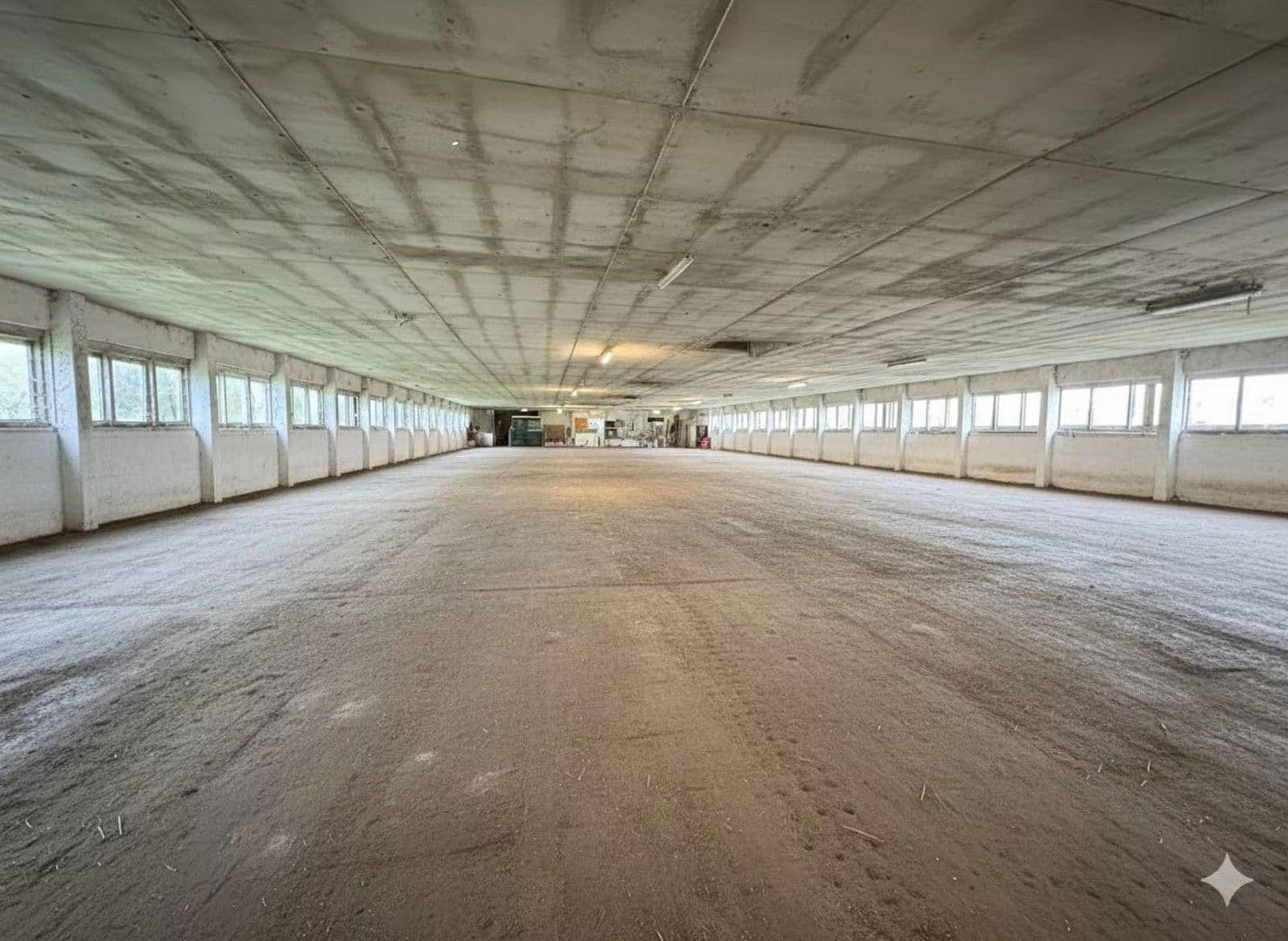 non-residential property to rent, 60,000 m², Kronsberg 23 Jarmen, Jarmen, Mecklenburg-Vorpommern non-residential property to rent, 60,000 m², Kronsberg 23 Jarmen, Jarmen, Mecklenburg-Vorpommern