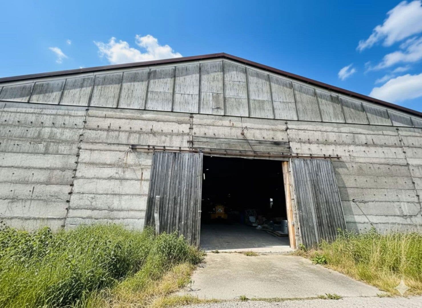 non-residential property to rent, 60,000 m², Kronsberg 23 Jarmen, Jarmen, Mecklenburg-Vorpommern non-residential property to rent, 60,000 m², Kronsberg 23 Jarmen, Jarmen, Mecklenburg-Vorpommern