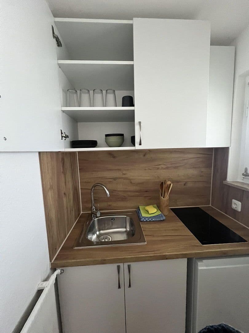 2 bedroom flat to rent, 42 m², Stuttgart, Baden-Württemberg 2 bedroom flat to rent, 42 m², Stuttgart, Baden-Württemberg