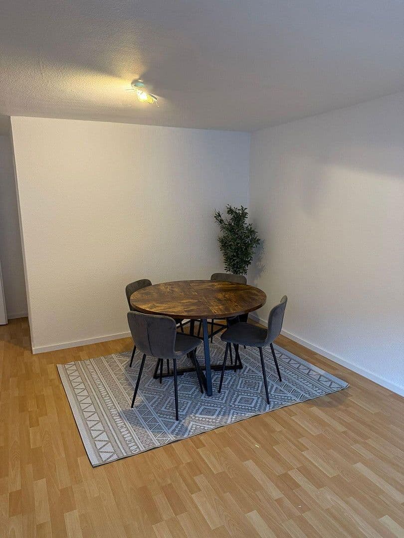 2 bedroom flat to rent, 42 m², Stuttgart, Baden-Württemberg 2 bedroom flat to rent, 42 m², Stuttgart, Baden-Württemberg