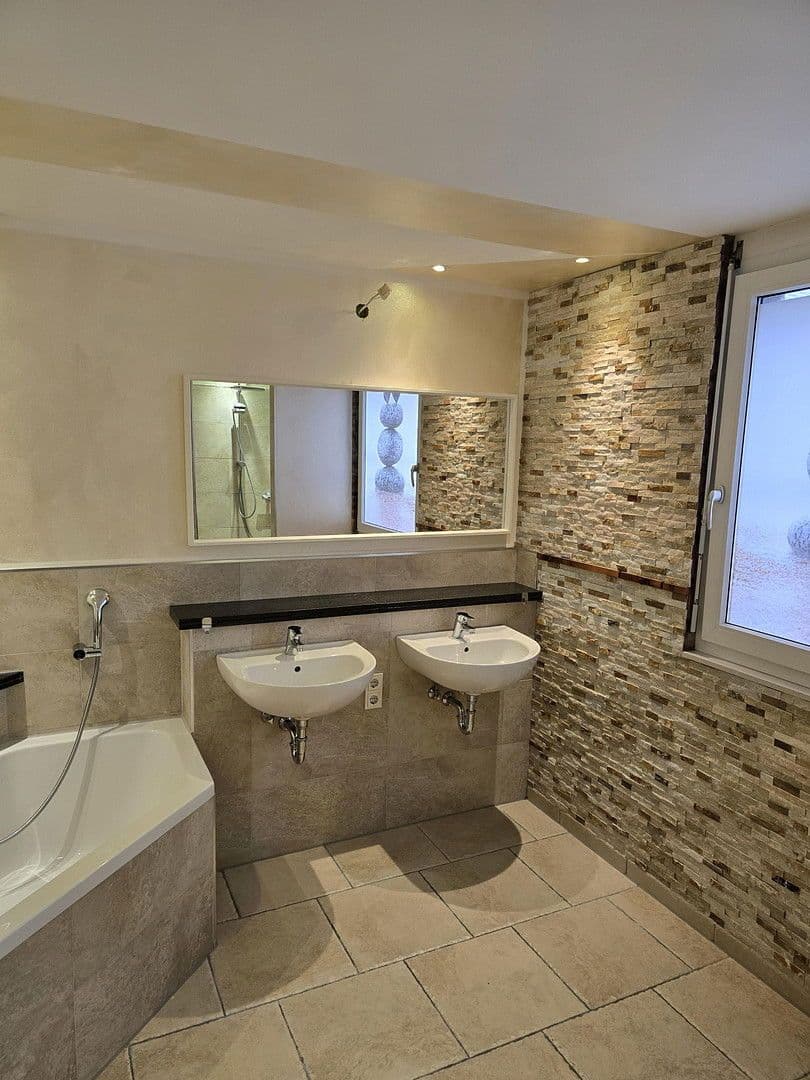 house to rent, 120 m², Schmalenhofer Str., 27 A, Velbert, North Rhine-Westphalia house to rent, 120 m², Schmalenhofer Str., 27 A, Velbert, North Rhine-Westphalia