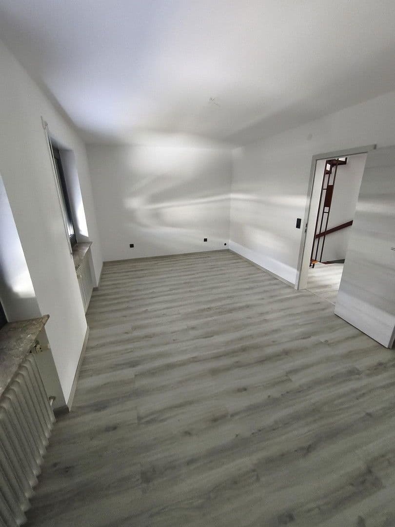 house for sale, 152 m², Dittelbrunn, Bavaria house for sale, 152 m², Dittelbrunn, Bavaria