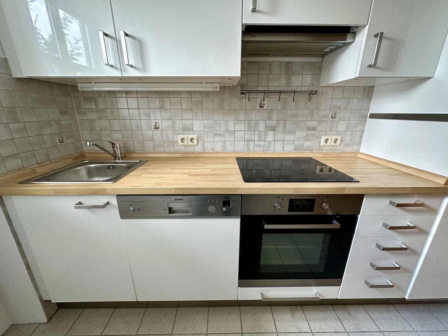 1 bedroom with open-plan kitchen flat for sale, 62 m², Maistr. 1, Germering, Bavaria 1 bedroom with open-plan kitchen flat for sale, 62 m², Maistr. 1, Germering, Bavaria