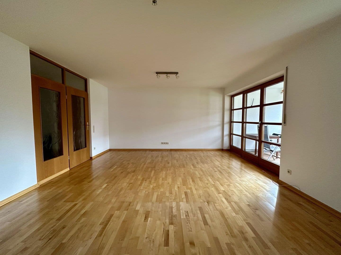 1 bedroom with open-plan kitchen flat for sale, 62 m², Maistr. 1, Germering, Bavaria 1 bedroom with open-plan kitchen flat for sale, 62 m², Maistr. 1, Germering, Bavaria