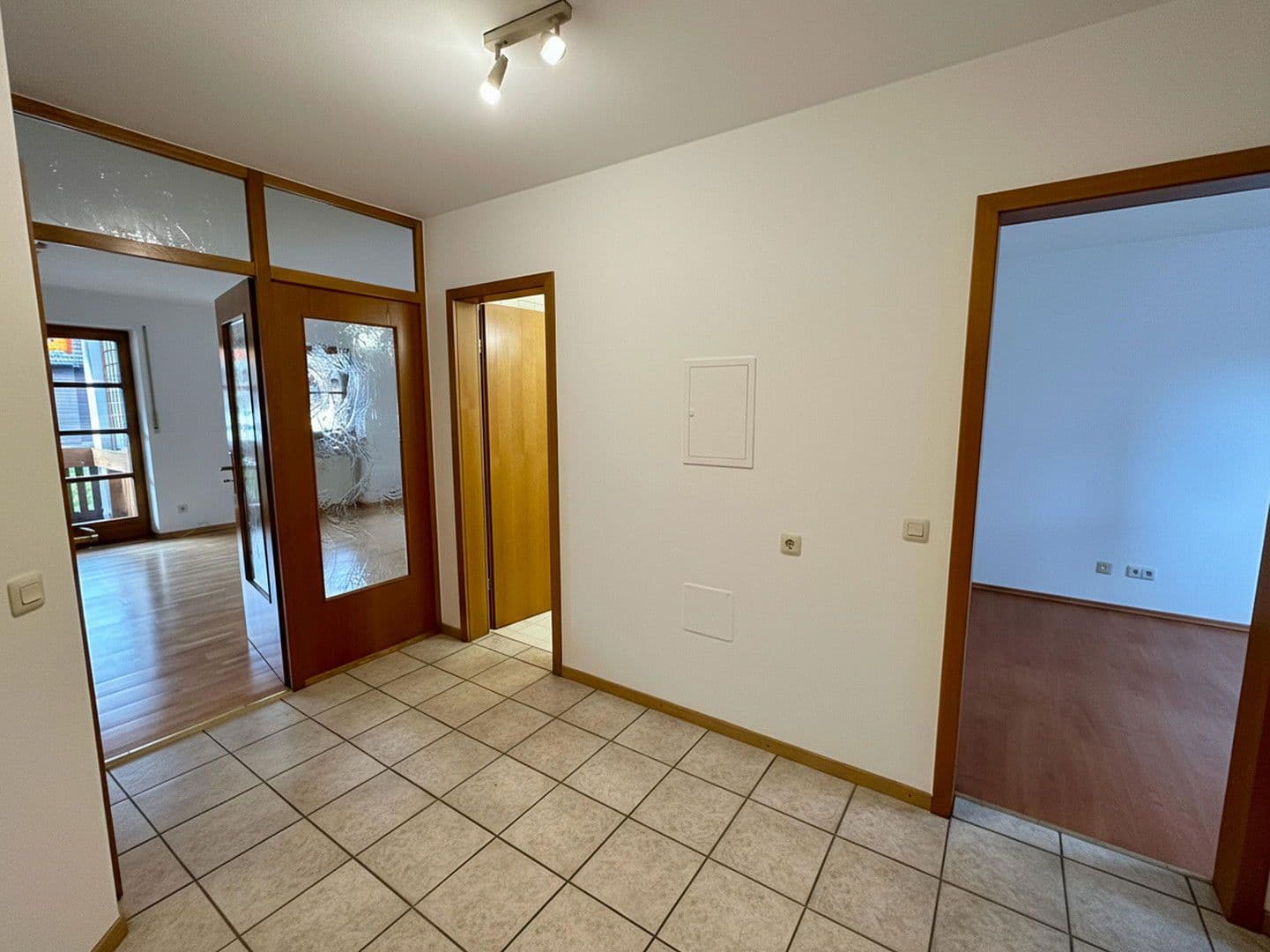 1 bedroom with open-plan kitchen flat for sale, 62 m², Maistr. 1, Germering, Bavaria 1 bedroom with open-plan kitchen flat for sale, 62 m², Maistr. 1, Germering, Bavaria