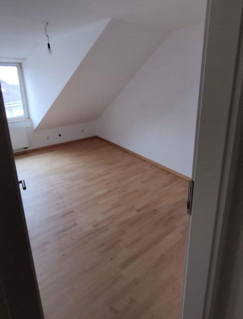 2 bedroom flat to rent, 61 m², Hauptstraße 3, Bornheim, North Rhine-Westphalia 2 bedroom flat to rent, 61 m², Hauptstraße 3, Bornheim, North Rhine-Westphalia
