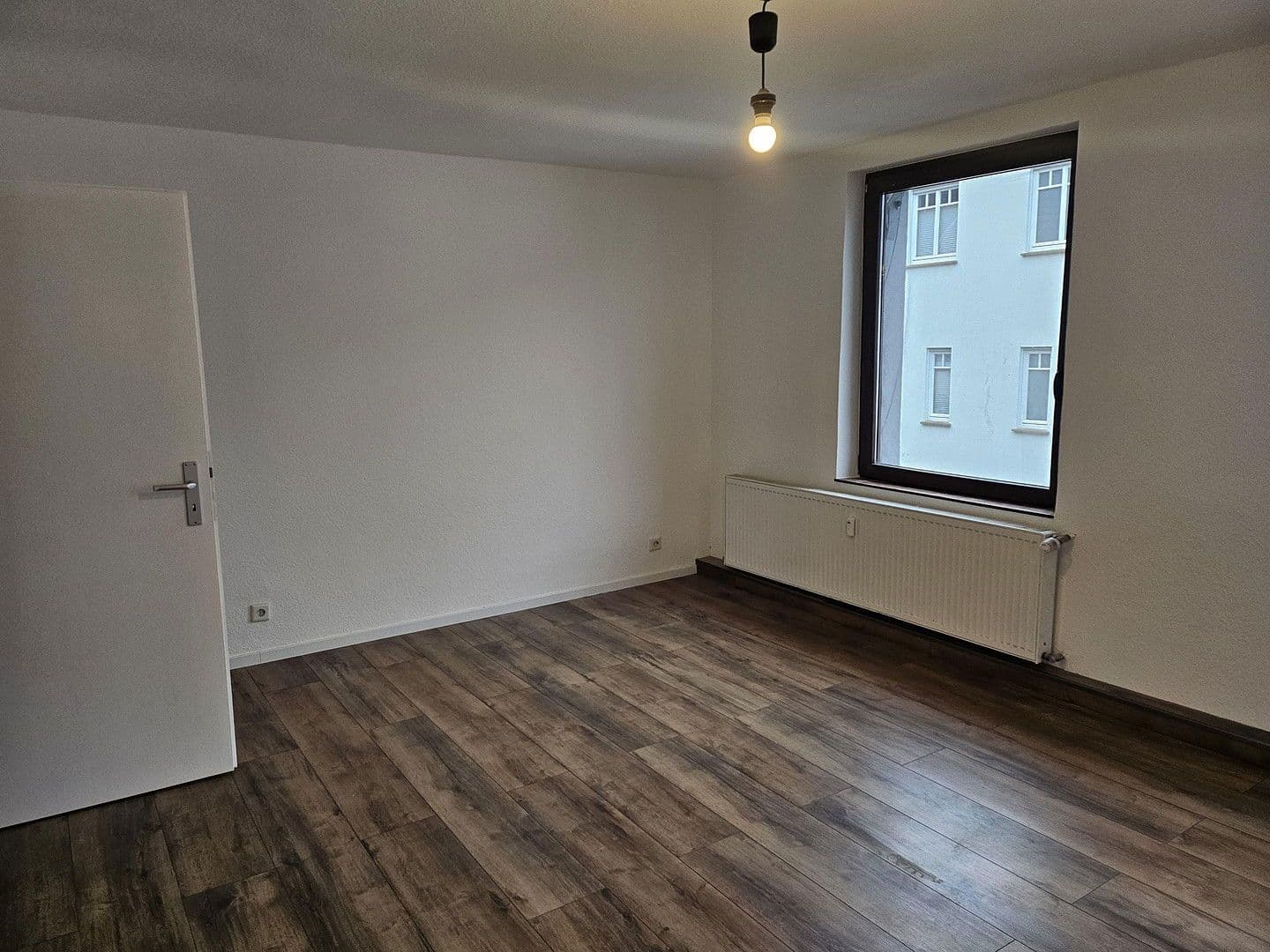 1 bedroom with open-plan kitchen flat to rent, 71 m², Graf-Engelbertstr. 7, Düsseldorf, North Rhine-Westphalia 1 bedroom with open-plan kitchen flat to rent, 71 m², Graf-Engelbertstr. 7, Düsseldorf, North Rhine-Westphalia