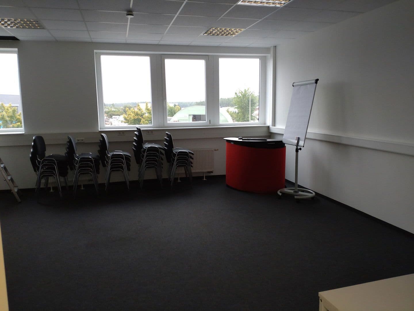 office to rent, 174 m², Ziegelstraße 22, Rednitzhembach, Bavaria office to rent, 174 m², Ziegelstraße 22, Rednitzhembach, Bavaria