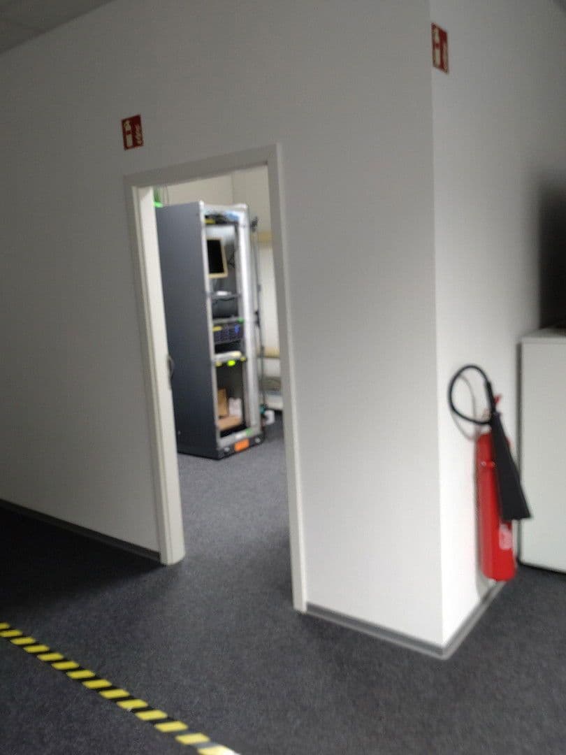 office to rent, 174 m², Ziegelstraße 22, Rednitzhembach, Bavaria office to rent, 174 m², Ziegelstraße 22, Rednitzhembach, Bavaria