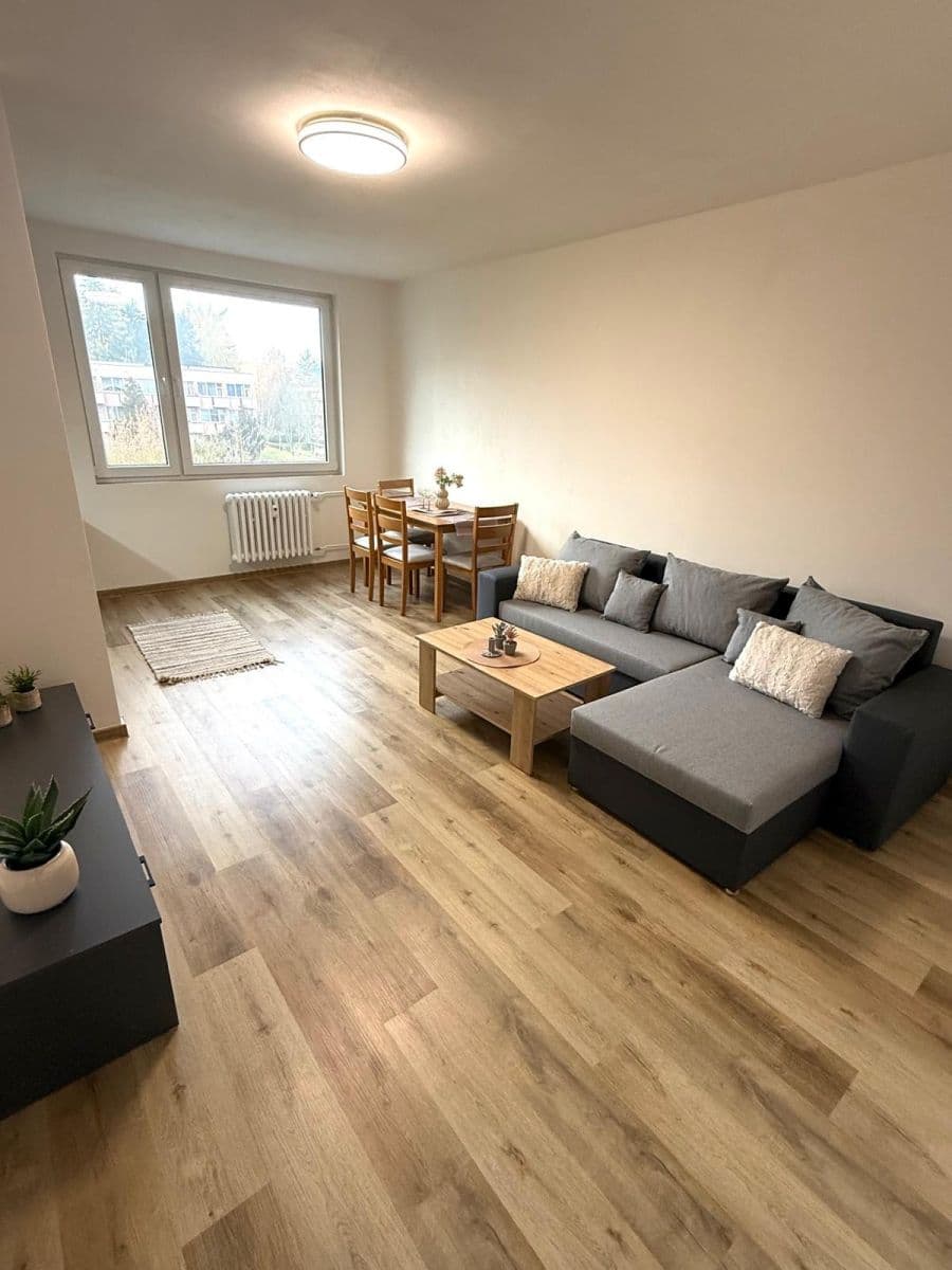 1 bedroom with open-plan kitchen flat for sale, 47 m², Čechovská, Příbram, Středočeský Region 1 bedroom with open-plan kitchen flat for sale, 47 m², Čechovská, Příbram, Středočeský Region