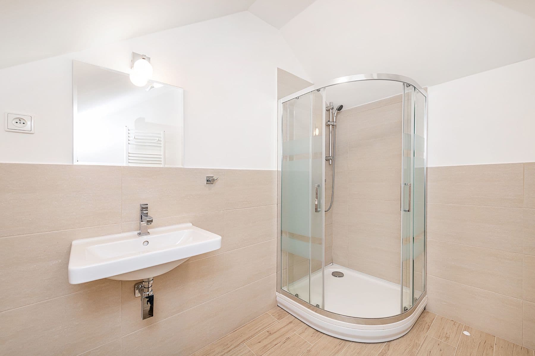 3 bedroom with open-plan kitchen flat for sale, 117 m², Chodská, Prague, Prague 3 bedroom with open-plan kitchen flat for sale, 117 m², Chodská, Prague, Prague
