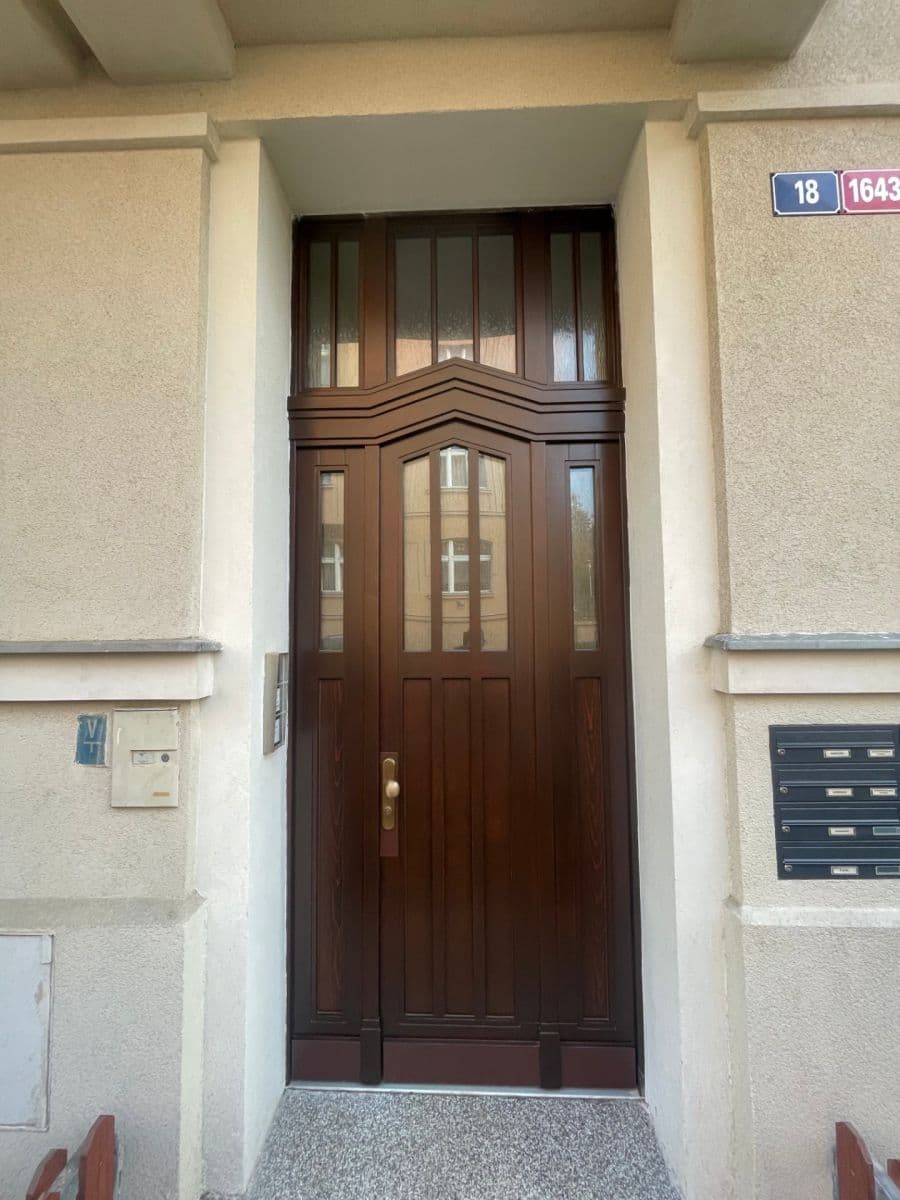 2 bedroom flat to rent, 72 m², J. V. Sládka, Teplice, Ústecký Region 2 bedroom flat to rent, 72 m², J. V. Sládka, Teplice, Ústecký Region