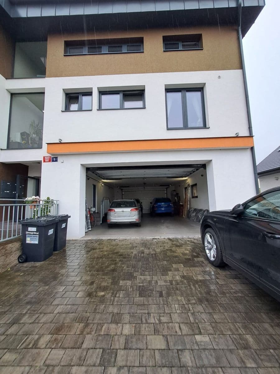 1 bedroom with open-plan kitchen flat to rent, 80 m², Marvanova, Prague, Prague 1 bedroom with open-plan kitchen flat to rent, 80 m², Marvanova, Prague, Prague