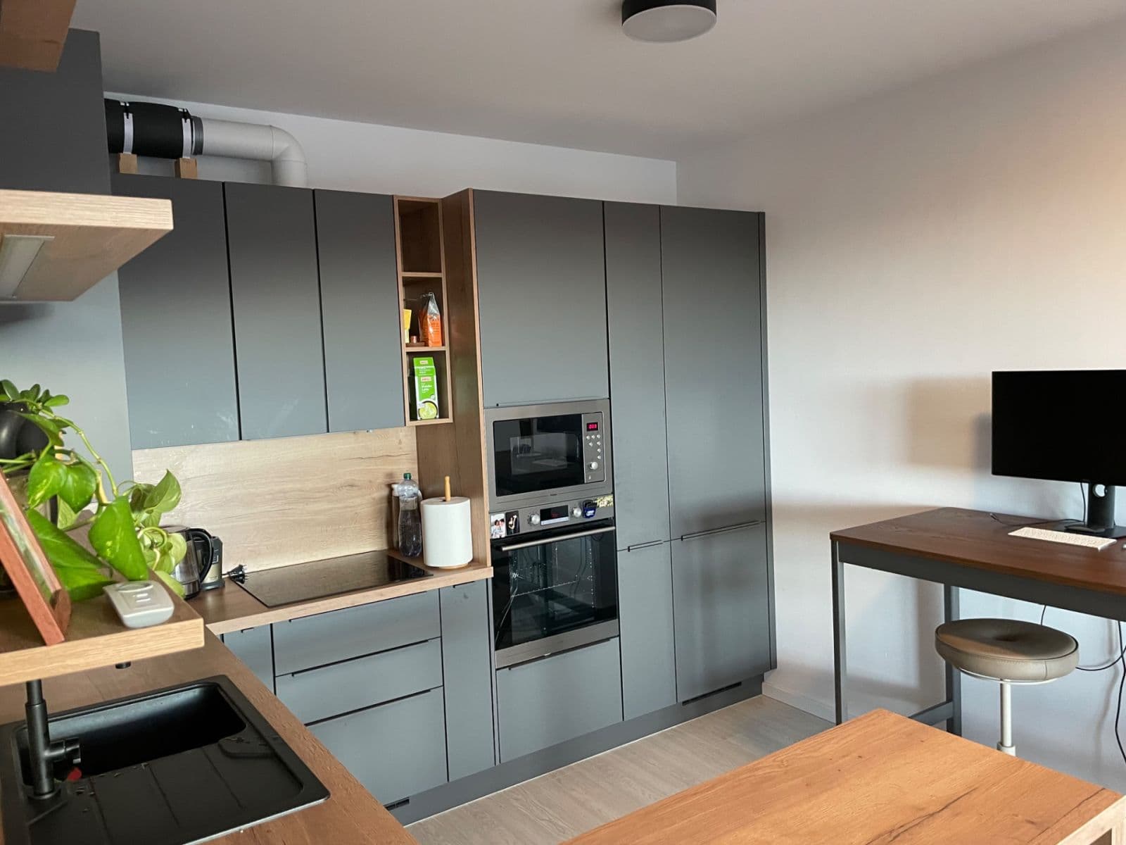 1 bedroom with open-plan kitchen flat to rent, 63 m², Mateja Encingera, Devínska Nová Ves, Bratislavský Region 1 bedroom with open-plan kitchen flat to rent, 63 m², Mateja Encingera, Devínska Nová Ves, Bratislavský Region