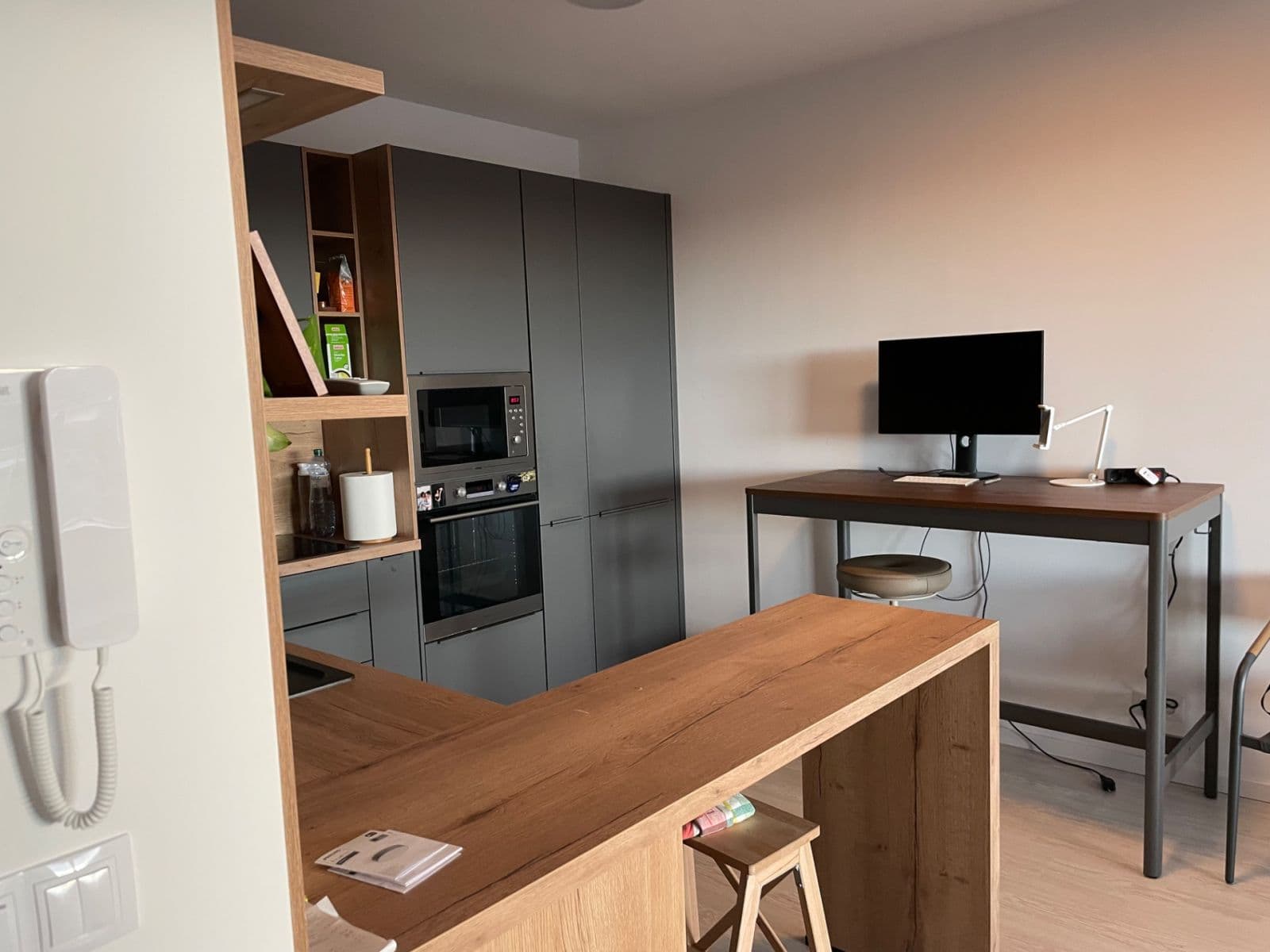 1 bedroom with open-plan kitchen flat to rent, 63 m², Mateja Encingera, Devínska Nová Ves, Bratislavský Region 1 bedroom with open-plan kitchen flat to rent, 63 m², Mateja Encingera, Devínska Nová Ves, Bratislavský Region