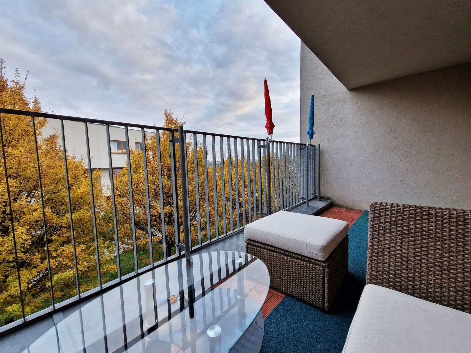 3 bedroom with open-plan kitchen flat to rent, 92 m², Dismanova, Prague, Prague 3 bedroom with open-plan kitchen flat to rent, 92 m², Dismanova, Prague, Prague