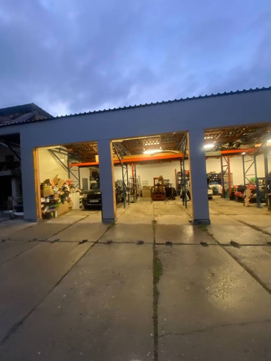 non-residential property to rent, 300 m², Havelská, Český Brod, Středočeský Region non-residential property to rent, 300 m², Havelská, Český Brod, Středočeský Region