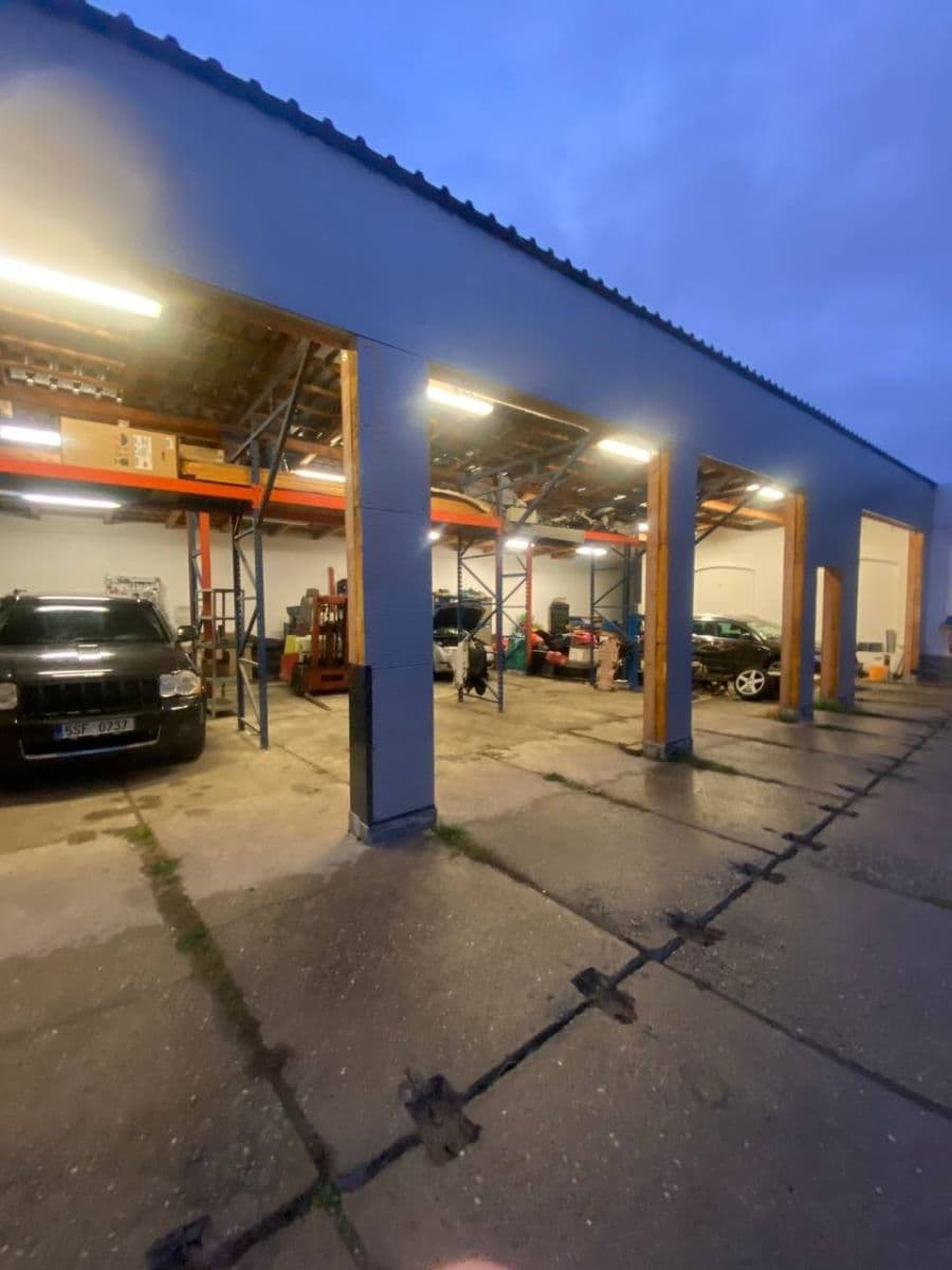 non-residential property to rent, 300 m², Havelská, Český Brod, Středočeský Region non-residential property to rent, 300 m², Havelská, Český Brod, Středočeský Region