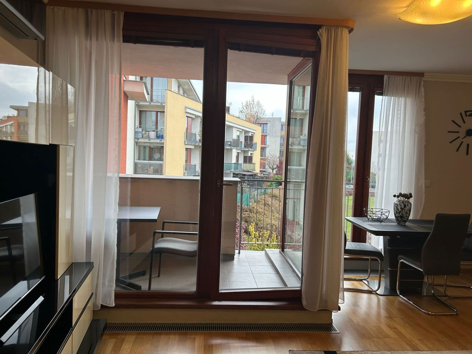 1 bedroom with open-plan kitchen flat to rent, 67 m², Švejcarovo náměstí, Prague, Prague 1 bedroom with open-plan kitchen flat to rent, 67 m², Švejcarovo náměstí, Prague, Prague