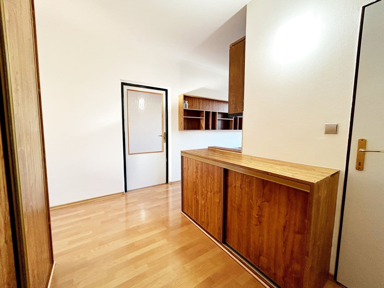 2 bedroom flat to rent, 63 m², Leopolda Peka, Říčany, Středočeský Region 2 bedroom flat to rent, 63 m², Leopolda Peka, Říčany, Středočeský Region