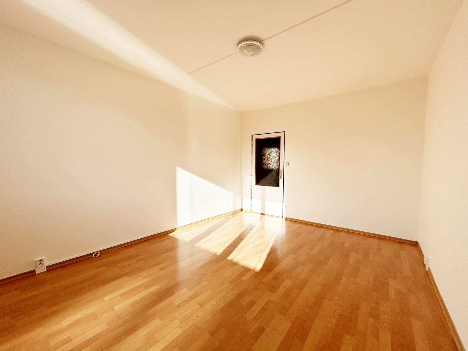 2 bedroom flat to rent, 63 m², Leopolda Peka, Říčany, Středočeský Region 2 bedroom flat to rent, 63 m², Leopolda Peka, Říčany, Středočeský Region