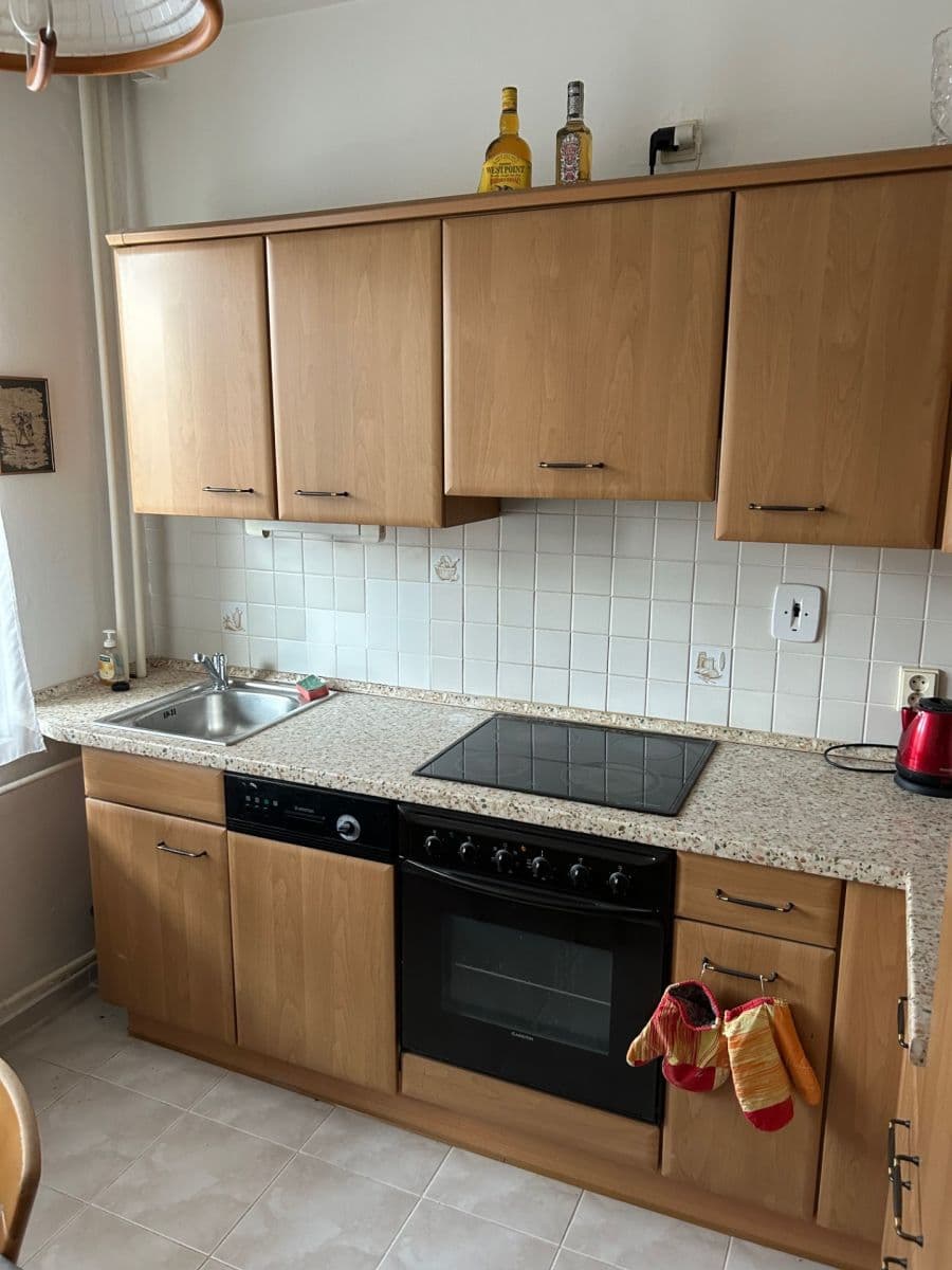 2 bedroom flat to rent, 57 m², Na Volánové, Prague, Prague 2 bedroom flat to rent, 57 m², Na Volánové, Prague, Prague