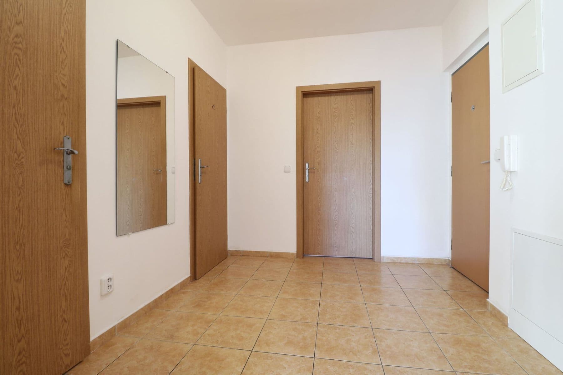 1 bedroom with open-plan kitchen flat to rent, 58 m², Františka Diviše, Prague, Prague 1 bedroom with open-plan kitchen flat to rent, 58 m², Františka Diviše, Prague, Prague