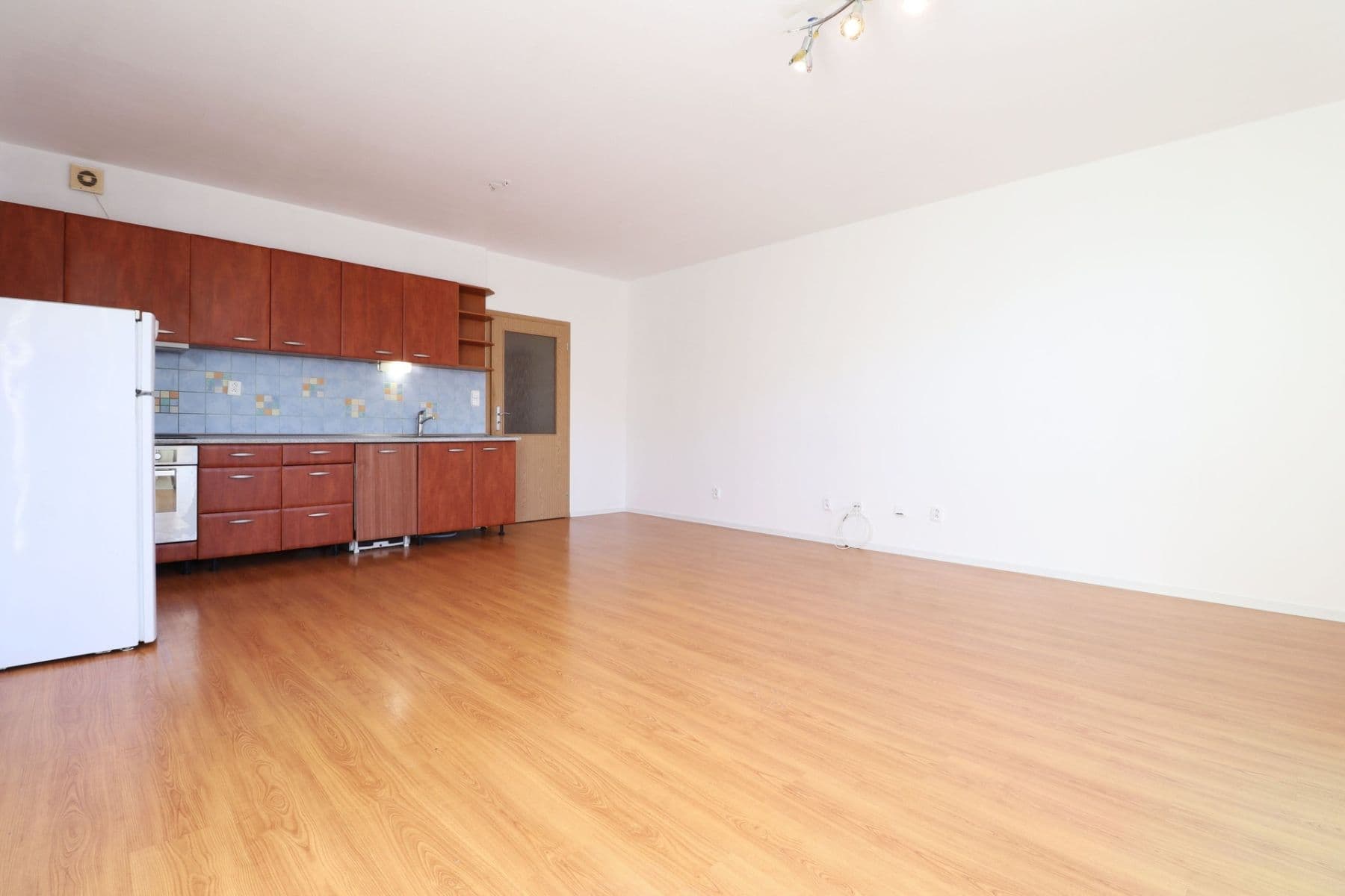 1 bedroom with open-plan kitchen flat to rent, 58 m², Františka Diviše, Prague, Prague 1 bedroom with open-plan kitchen flat to rent, 58 m², Františka Diviše, Prague, Prague