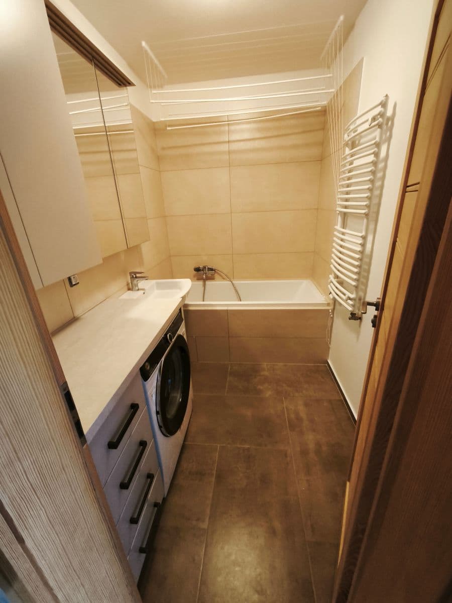 2 bedroom with open-plan kitchen flat to rent, 73 m², Sobínská, Prague, Prague 2 bedroom with open-plan kitchen flat to rent, 73 m², Sobínská, Prague, Prague